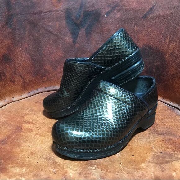 Dansko Dark Green Snakeskin Professional/ Mermaid Scale Clog (37) - Picture 2 of 9